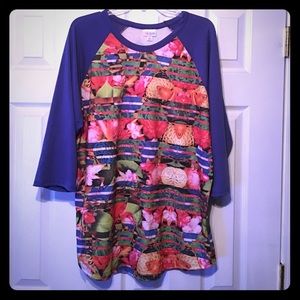 LuLaRoe Randy shirt